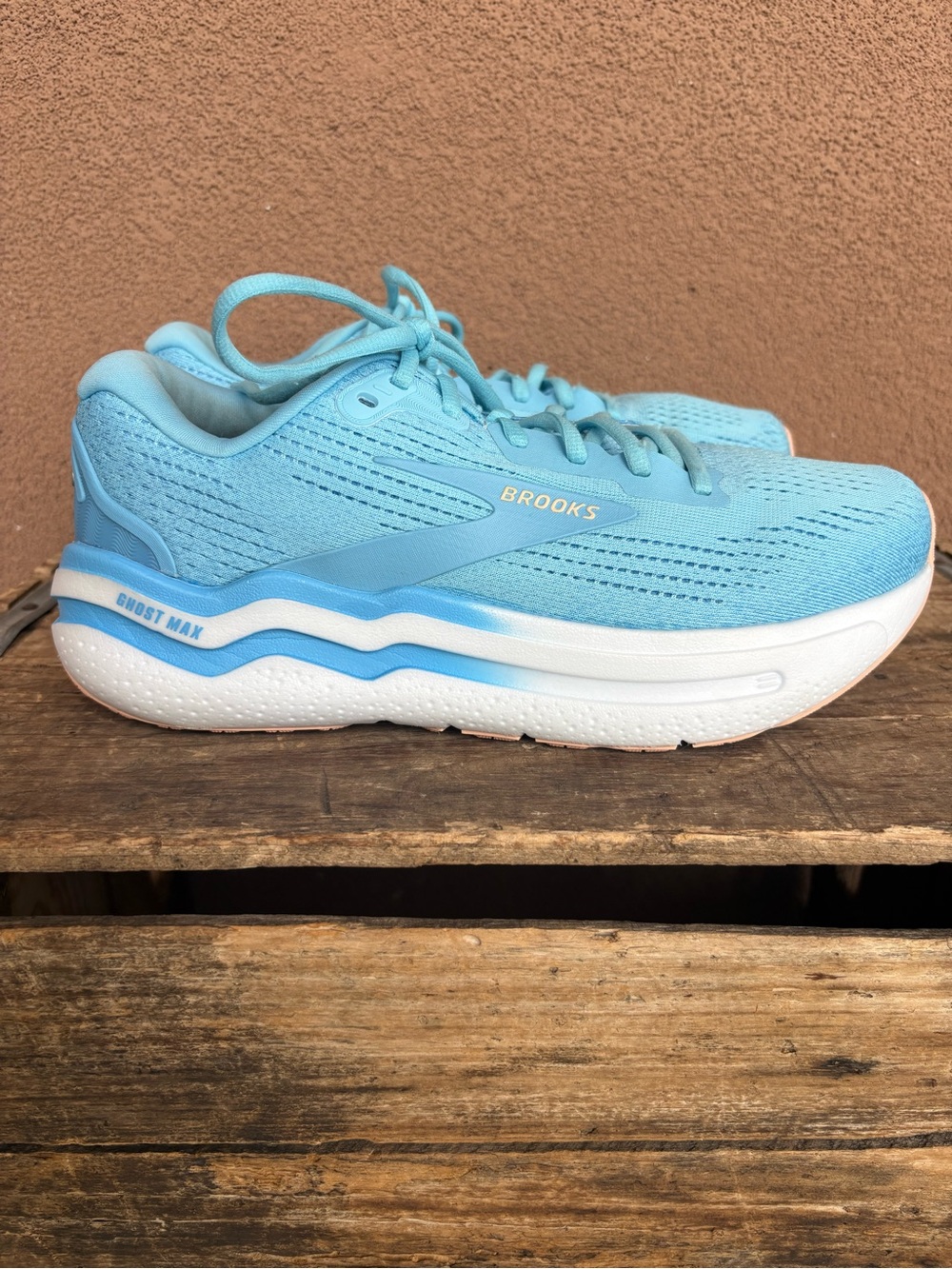 Brooks Women’s Ghost Max 2 Running Shoe